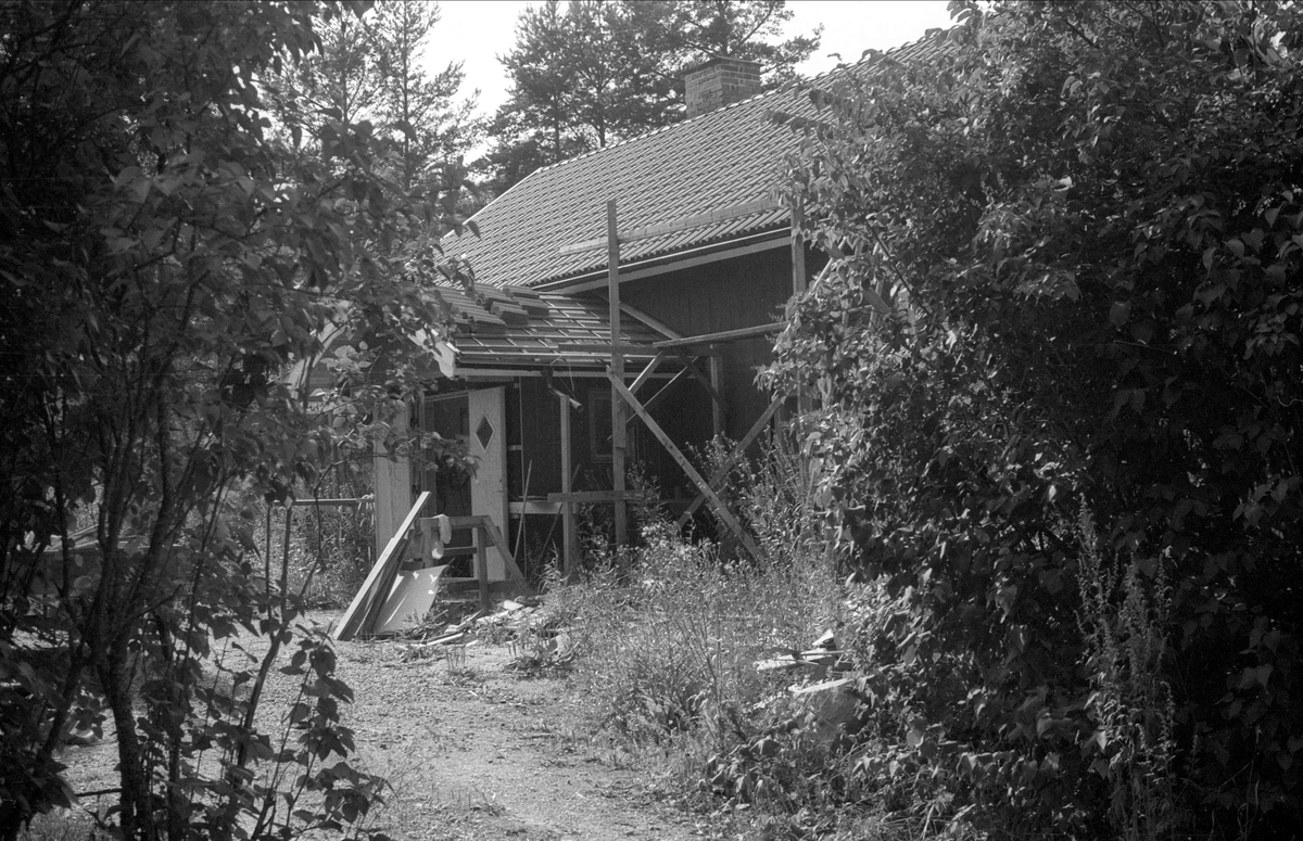 Bostadshus och uthus, Alsta 1:14, Börje socken, Uppland 1983
