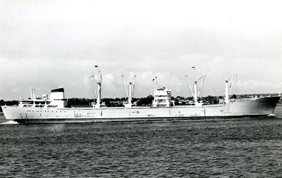 M/S Dagfred (b.1958, A/S Burmeister & Wain’s Maskin- og Skibsbyggeri, København)