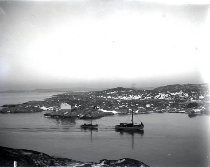 Från fästningsvallen samt "Lyktan". 16 januari 1924. 
2 st. Kopierade.