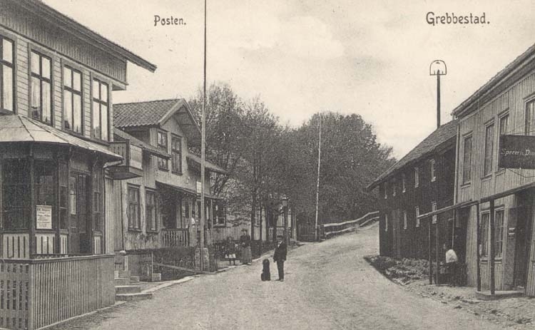 Tryckt text på kortet: "Grebbestad. Posten."