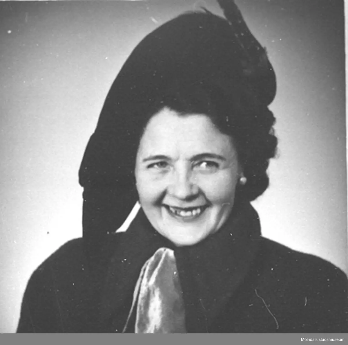 Karin Hasselberg (1903 - 1996), 1940- till 50-tal. Hon arbetade på Stretereds skolhem.