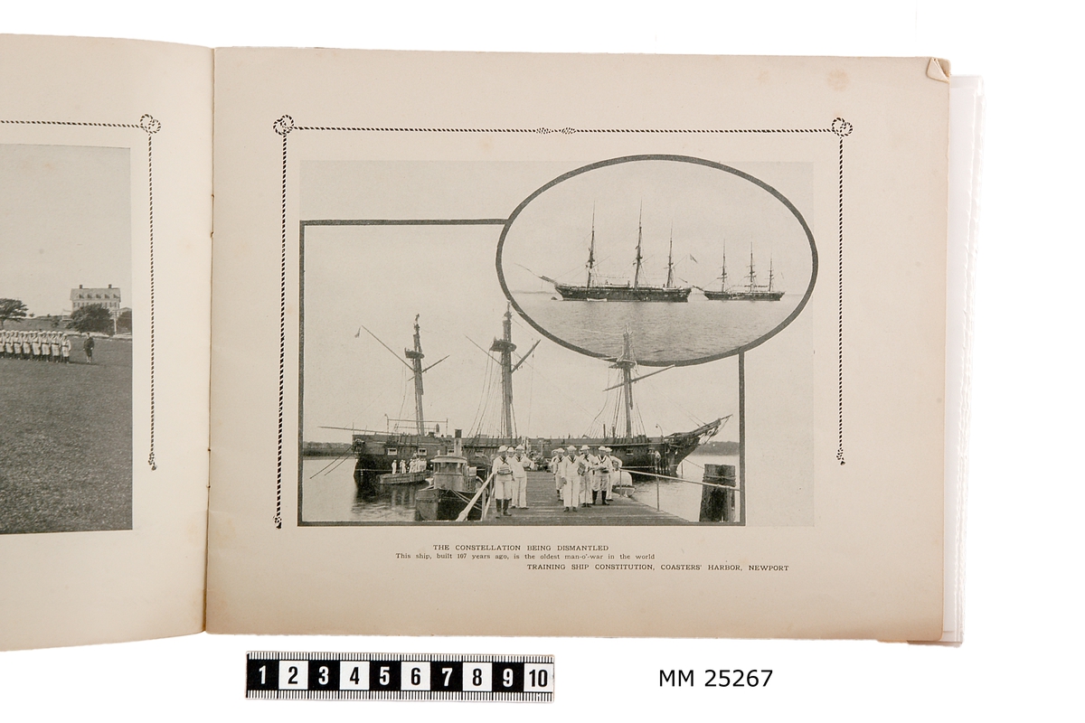 Häftad bok med fotografier från Newport Rhode Island. Grålila omslag med text: "Views of Newport". Sidorna innehåller sedan fotografier med varierande mängd bildtext, en del bildtexter berättande om vad som händer, andra bara konstaterande vilken byggnad som syns. Publicerad av The King-MacLeod Co. Boston.