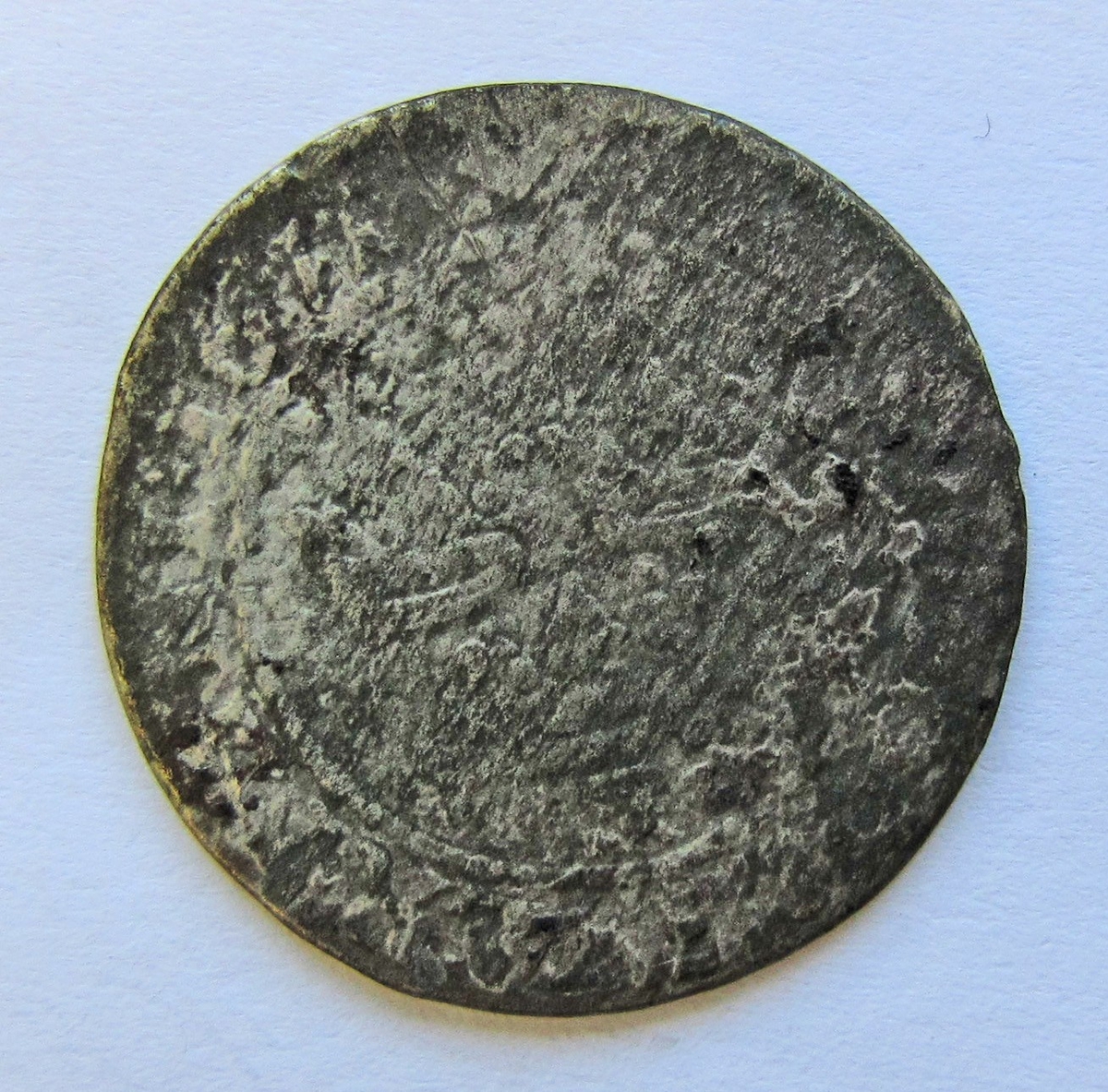 Karl XI, 4 öre, silvermynt. Präglat i Stockholm 1671. Ingår i en samling mynt:  inv.nr.02 768 - 02 782.