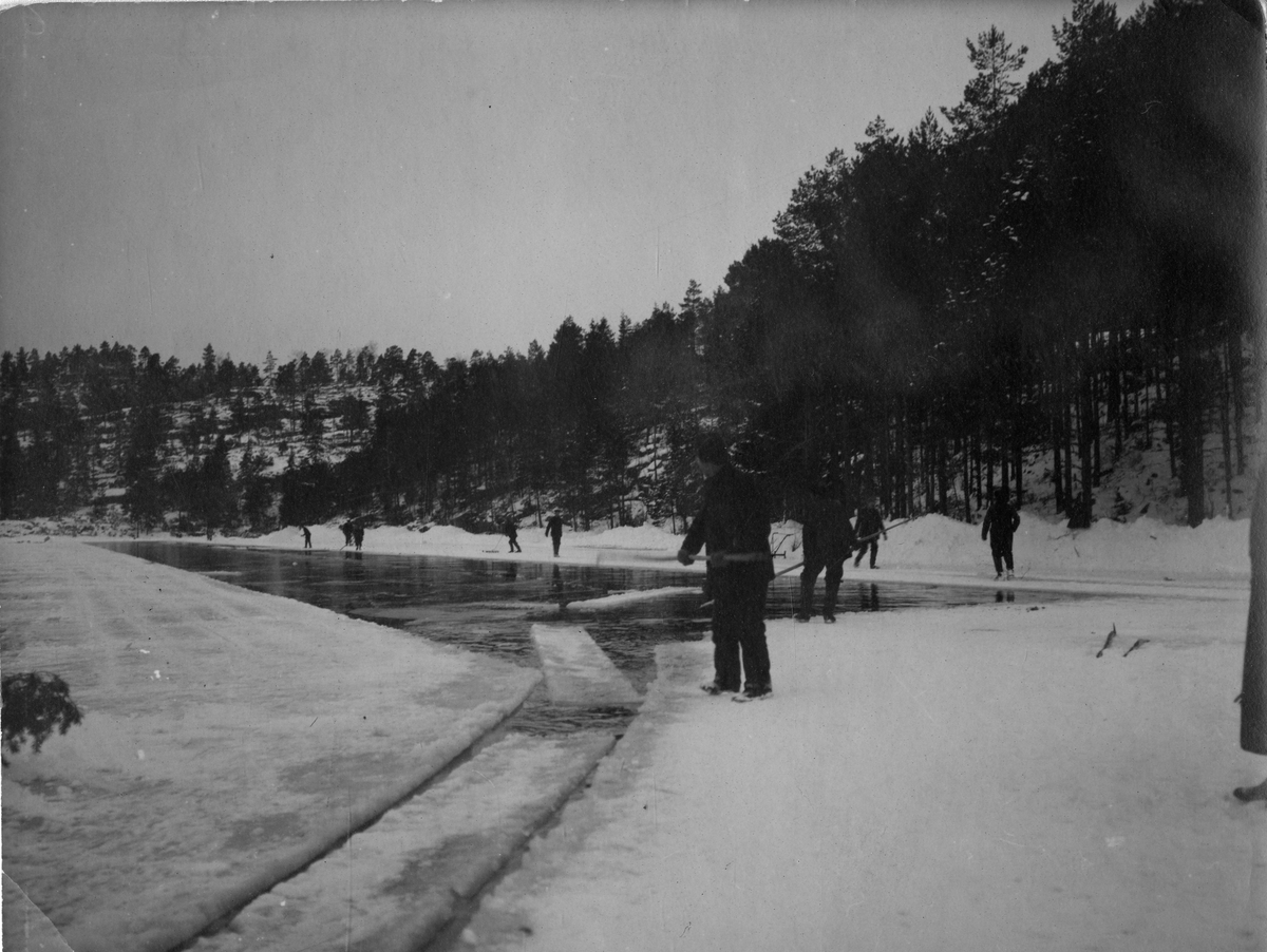 Istrafikk 1909-1911, Frøvik