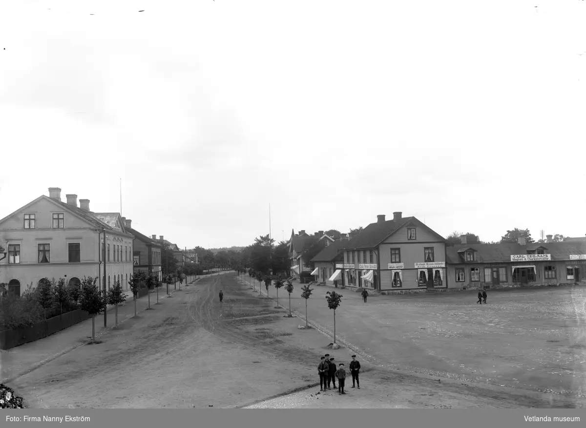 Vetlanda, Storgatan från torget 1902