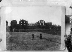 20.01.1902. O. Brandvolds kopi Toksen. Bolighus, driftsbygni