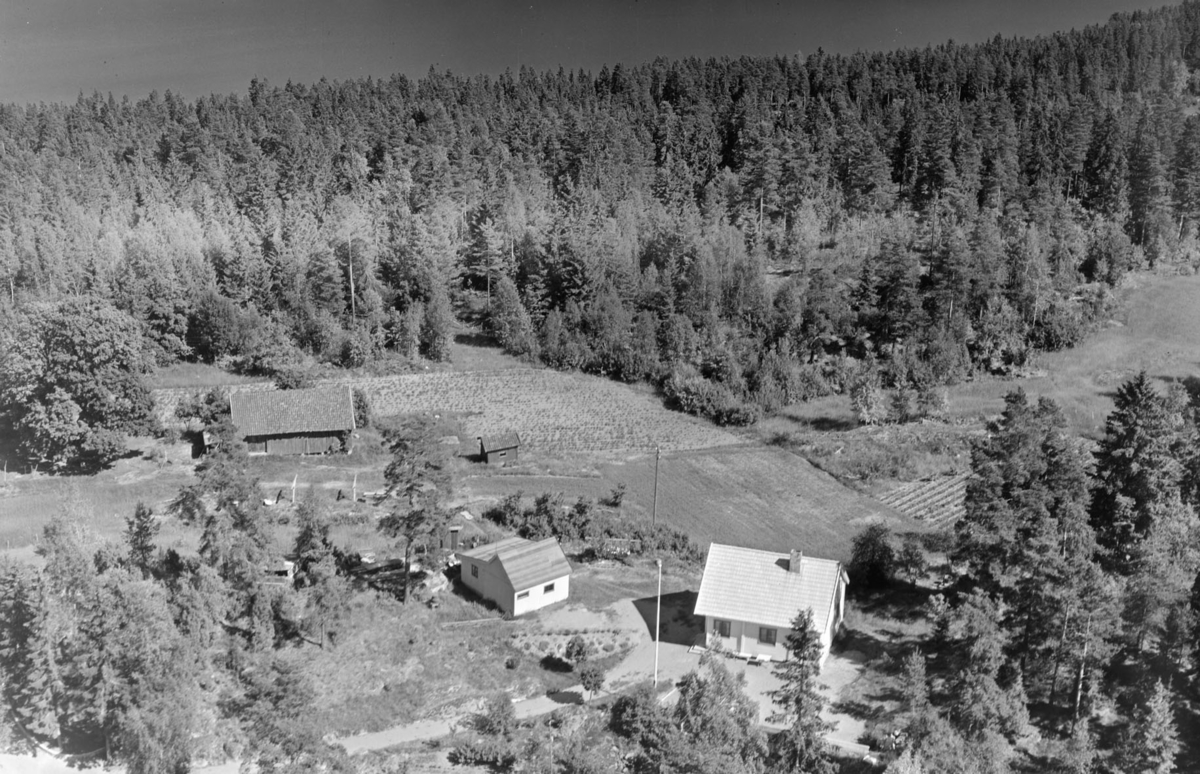 ÅSEN HUSMANNSPLASS - Akershusbasen / DigitaltMuseum