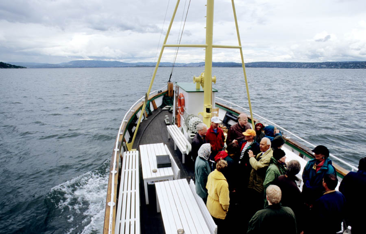 Oslofjorden. Serie med bilder fra fylkeskommunalt utvalg på tur med båten "Eitrheim" 