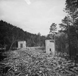 72/III. Reinset kraftanlegg..72/III/4. Inntak med hus over r