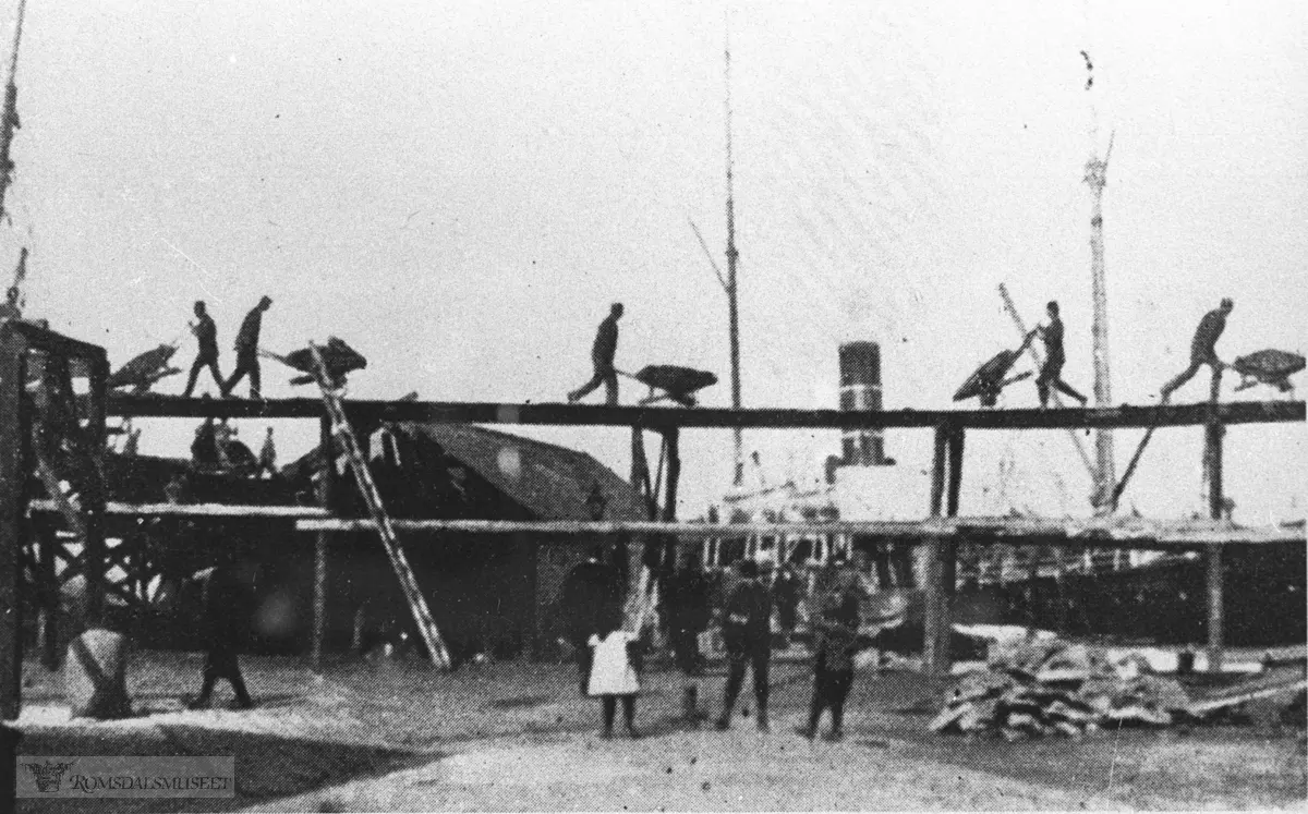 Kull-lossing i Harstad. Amatørfotografi fra 1896.