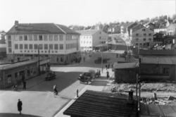 Storgata sett vestover med Myrabakken.."Vegkontoret flyttet 