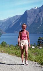 Mardøla, 25-års jubileum,.6-14: Marsj mot Mardalsfossen.