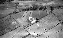 FLYFOTO UKJENT GARD LØTEN