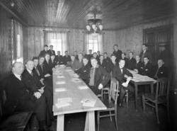 INTR: SAL, GR: MENN, FORENINGSMØTE?