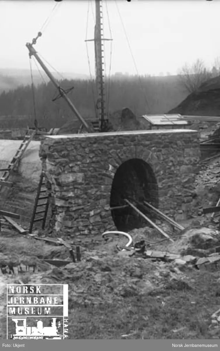 Bygging av kulvert for Engstadbekken, Namsosbanen km 790,52