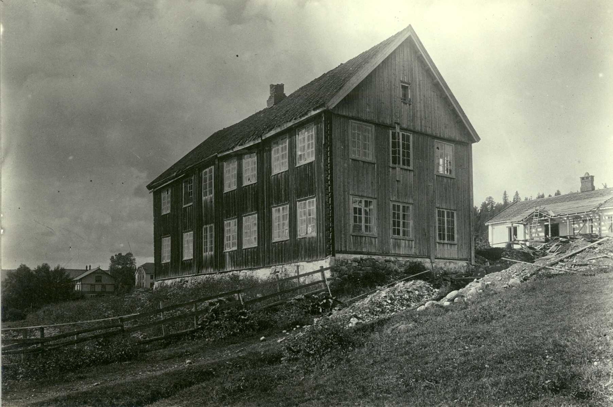 Nordre Åset, Åmot, Sør-Østerdal, Hedmark. Våningshus fra 1795, sett fra baksiden. Nå på Glomdalsmuseet.